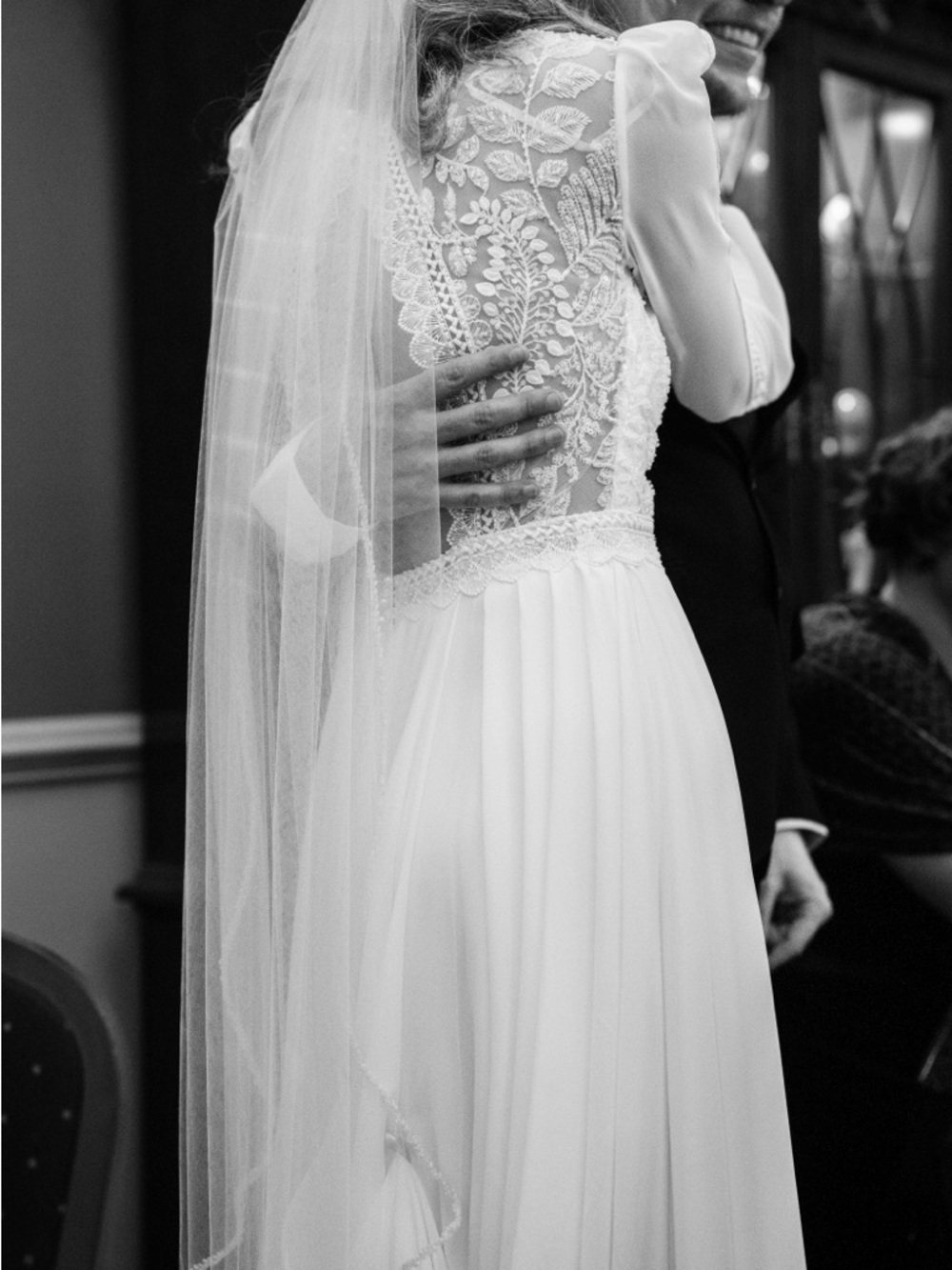 Fingertip Bridal Veil with Beaded Edge - Ivory